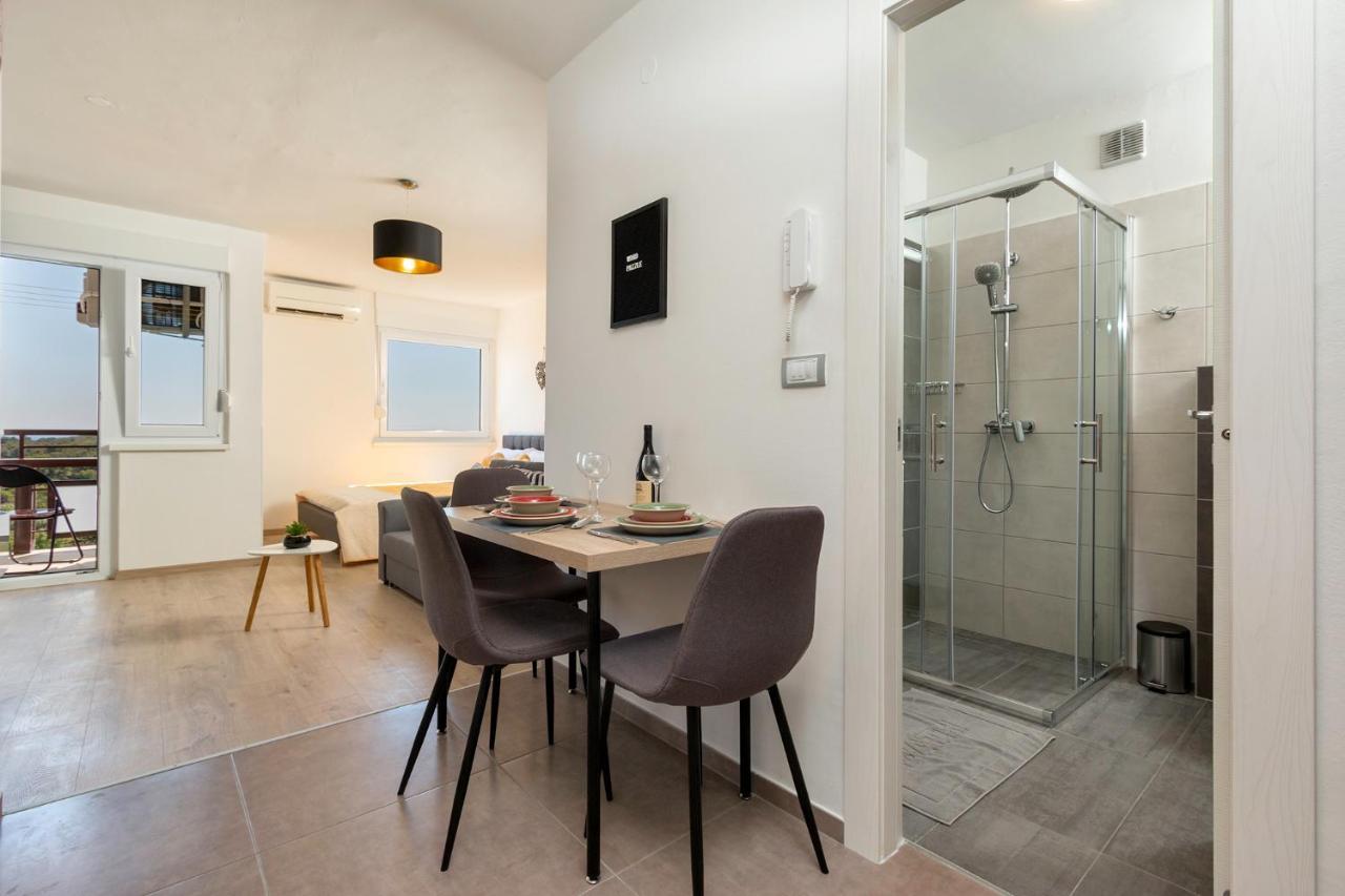 Apartman Vita Pula Exterior foto