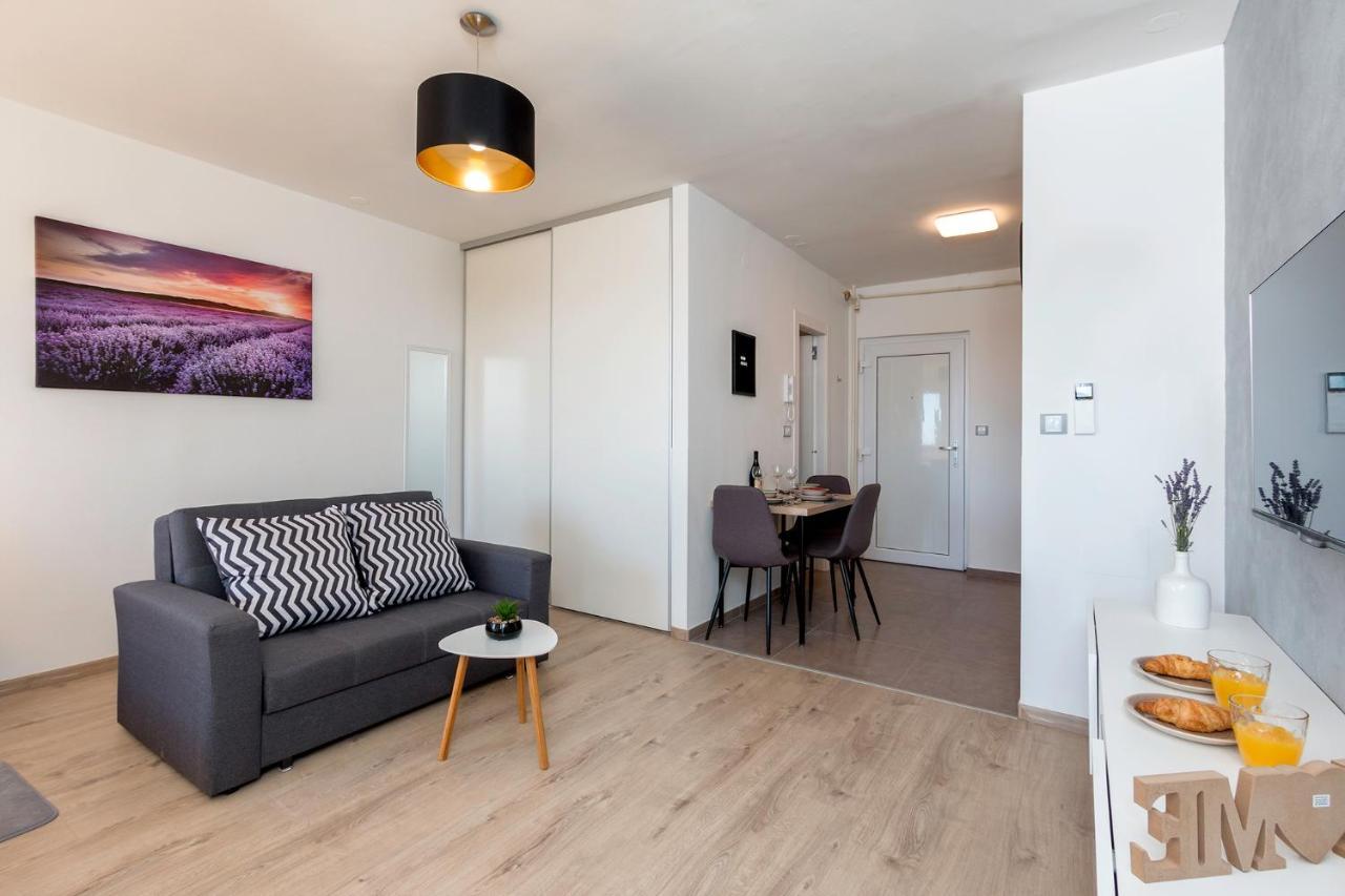 Apartman Vita Pula Exterior foto